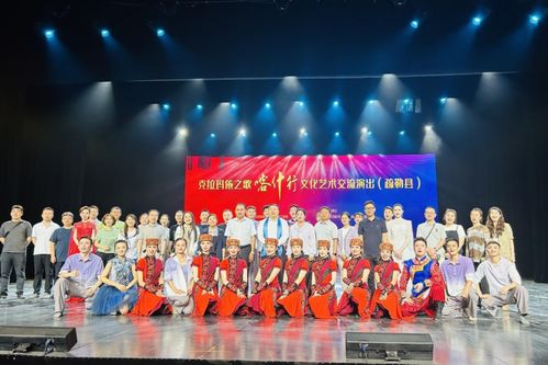 克拉瑪依首場(chǎng)城市研學(xué)推介暨文化藝術(shù)交流活動(dòng)落地喀什，共繪“油城”與“絲路明珠”文旅融合新圖景
